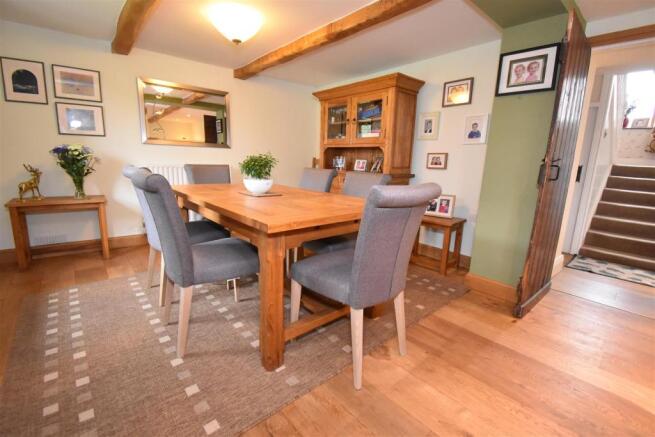 Lounge-Dining Room
