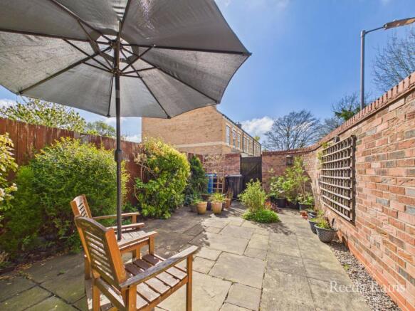 3 bed Detached for sale Image 4