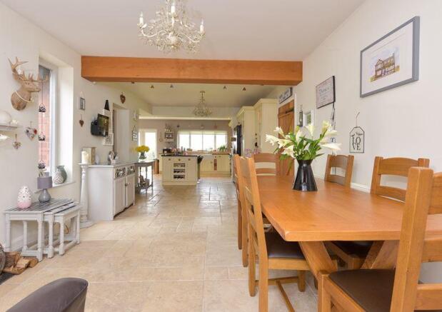 Living/Dining/...