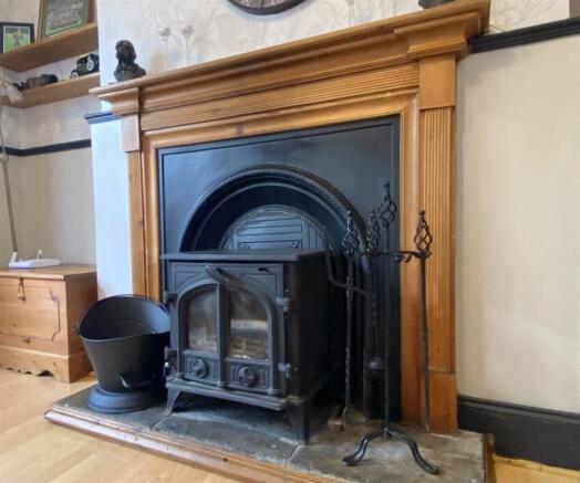 3 bed Detached for sale Image 4