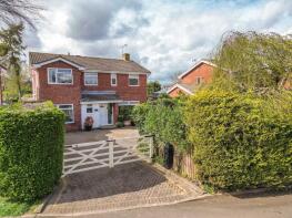 5, Chartwell Close, Nuneaton CV11 6SL