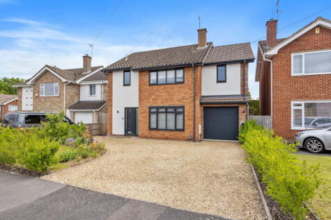 Bafford Grove, Charlton Kings, Cheltenham, GL53 9JE