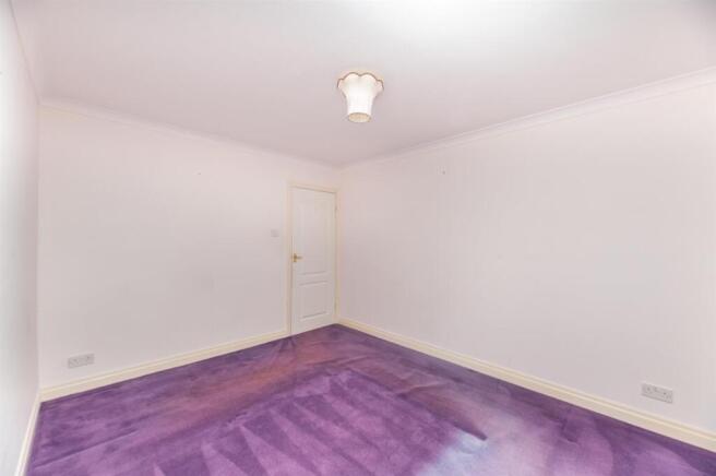 2 bed Flat for sale Image 12