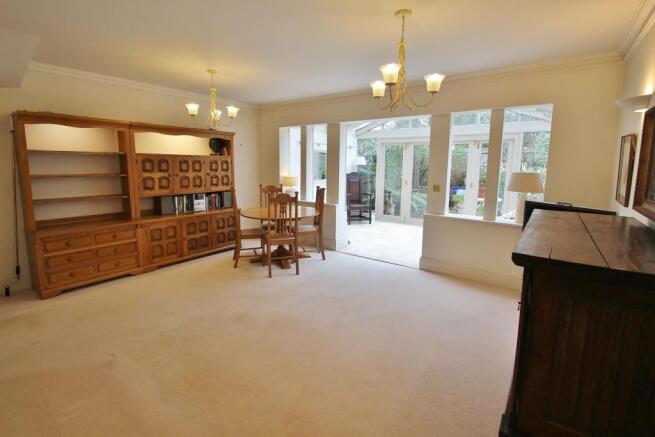 Sitting Room 2.JPG