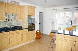 BREAKFAST KITCHEN