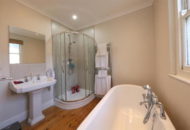 2 Highfield Rd 7491.JPG
