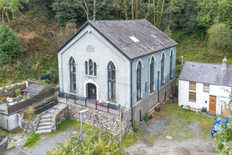 Bryn Crwn, Cwm-y-Glo, Caernarfon, Gwynedd, LL55