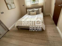189 Oak Cottage, High Road, Chigwell IG7 5AS