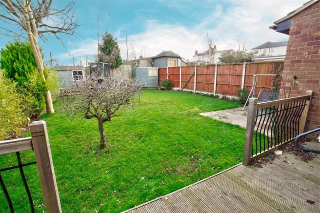 15 Garden View One.jpg