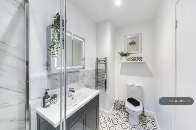 Communal Bathroom, Shared With Room 2+3 Only