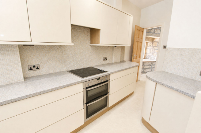 2 bed Terraced for sale Image 9