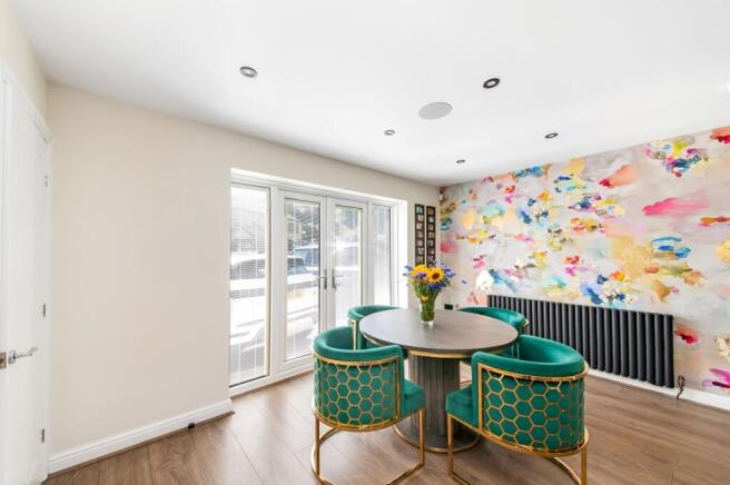 3 bed Detached for sale Image 10