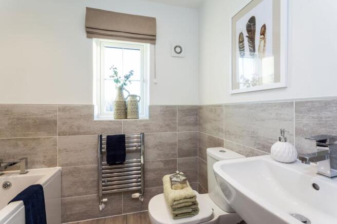 Typical Cambridge family bathroom