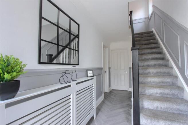 3 bed Semi-Detached for sale Image 4