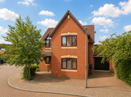 Mayer Gardens, Shenley Lodge, MK5