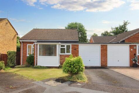 Hawthornes, Tilehurst, Reading