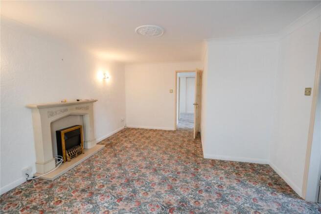 Living Room (2)