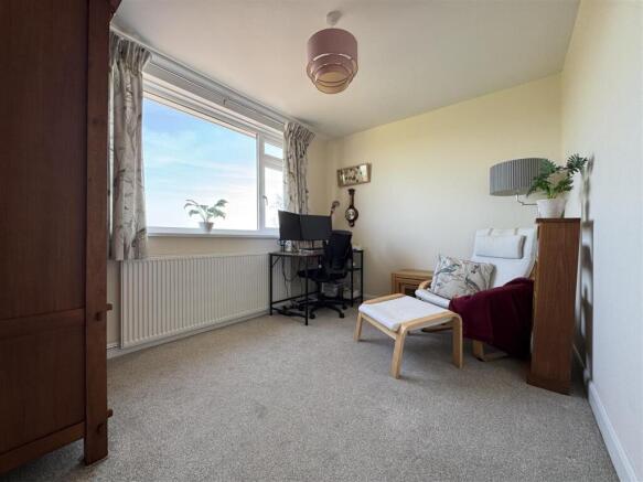 3 bed Semi-Detached Bungalow for sale Image 11