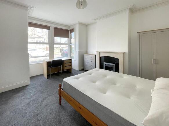 4 bed Terraced for sale Image 5