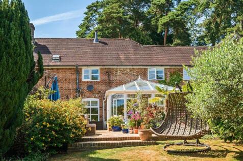Verdley Place, Fernhurst, GU27