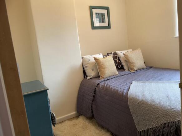 Mulberry st bed 22