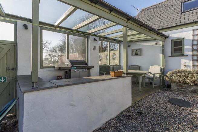 Seating Area-Courtyard