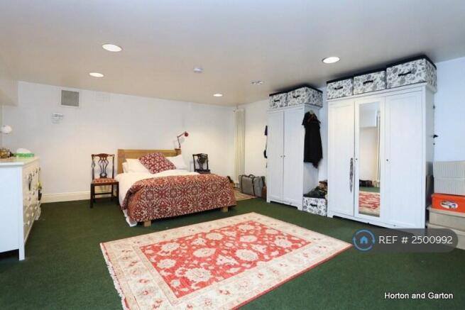 Huge Double Bedroom 