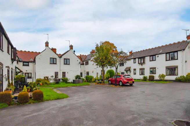 1-bed flat on 1 Nailors RowGiggetty LaneWombourneWolverhamptonSouth Staffordshire, £130,000