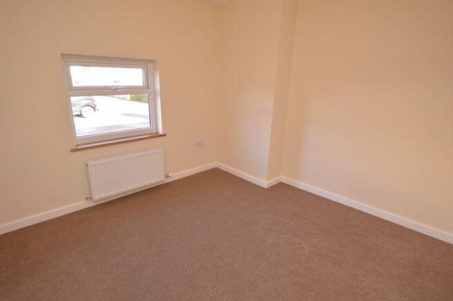 Bedroom pic 2
