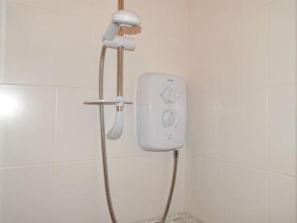 Shower in the en-sui