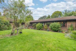Mellow End, Plough Lane, Canterbury CT2 9AR