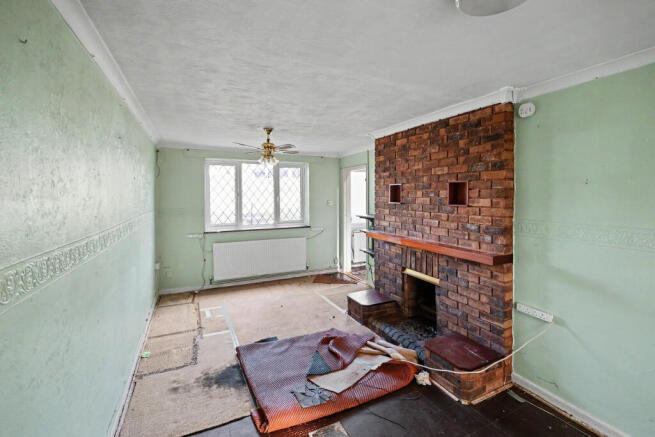 52 Hinkler Road, Southampton, SO19 6FT