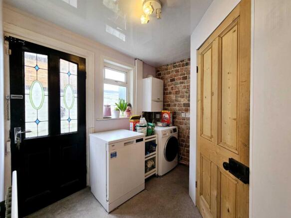 4 bed Terraced for sale Image 8