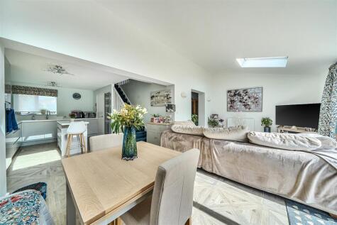 Springfield Way, Oakham, Rutland