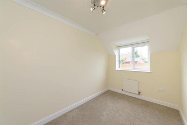 10WestwoodClose_054.jpg