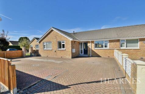 Shaftesbury Road, West Moors, Ferndown, BH22