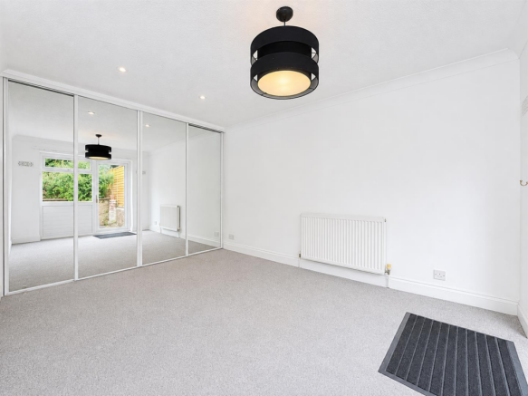 2 bed Detached Bungalow for sale Image 11