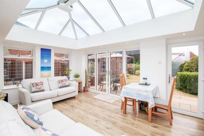 3 bed Detached Bungalow for sale Image 8