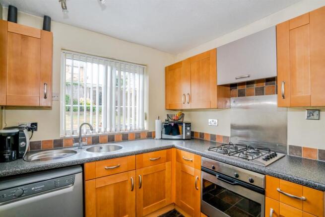 44, Badgers Way, Heath Hayes, Cannock, Staffordshi