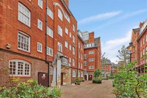 Flat 18, Maclise House, Marsham Street, London SW1P 4JJ