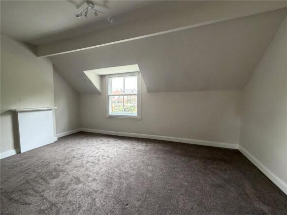 4 bed Terraced for sale Image 9