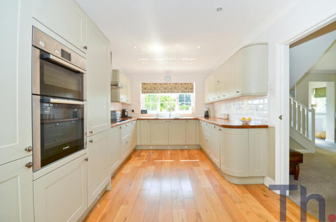 Kitchen Area.JPG