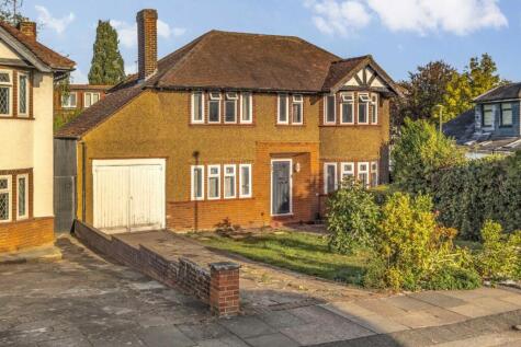 Elmgate Gardens, Edgware