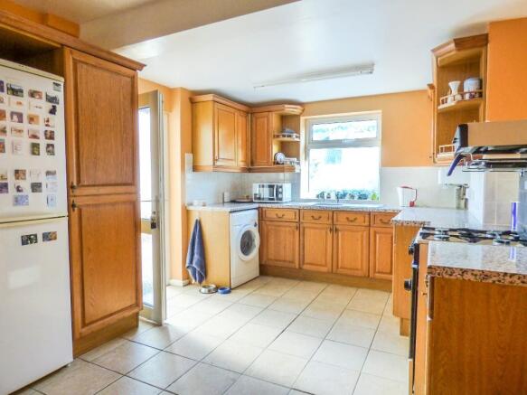 Kitchen/Breakfast Rm
