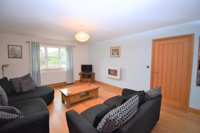 Sitting Room.JPG