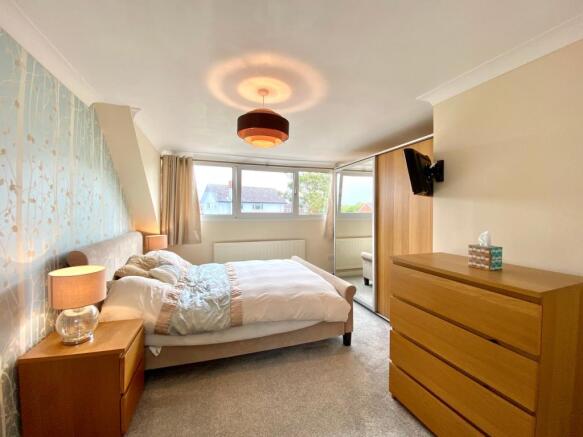 Wicks Crescent - bed