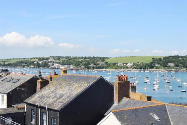 5 Harbour Court view left.JPG