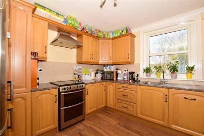 Kitchen/Dining Area
