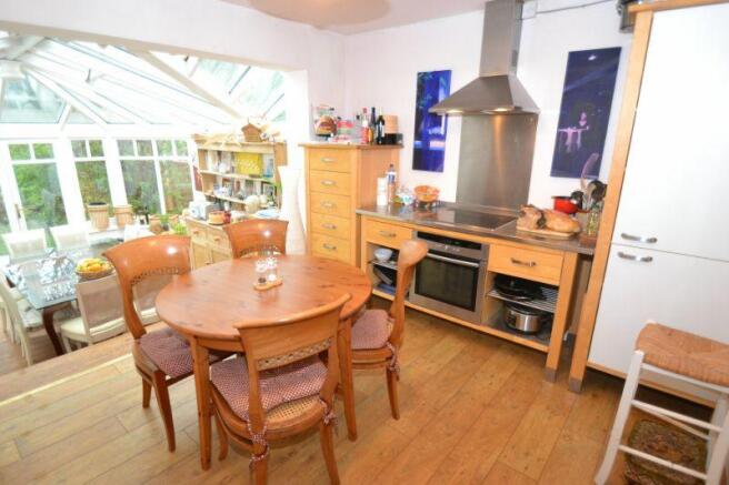 Kitchen/Family/Dinin