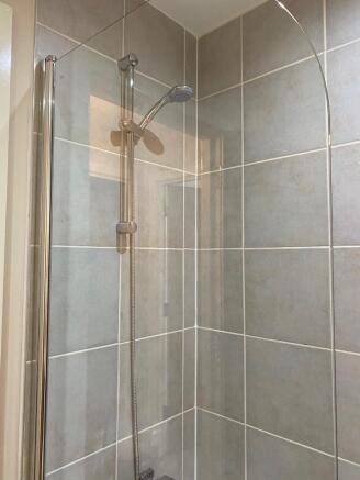 1 bed Apartment to rent Image 9